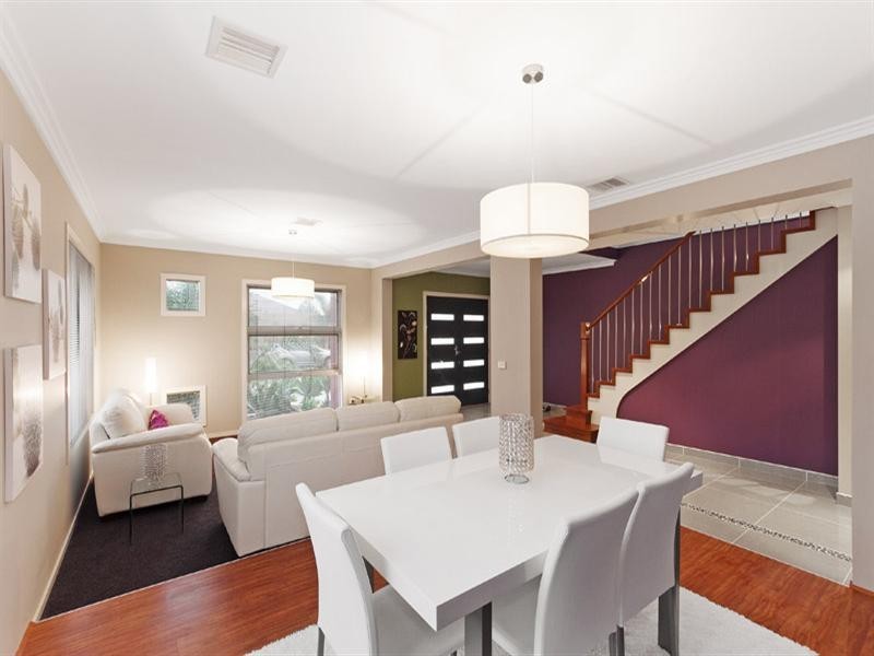 3 Greenbush Grove, Waterways VIC 3195