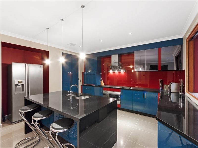 3 Greenbush Grove, Waterways VIC 3195