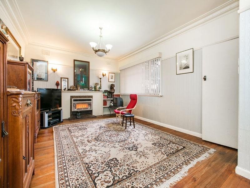 23 Heather Grove, Cheltenham VIC 3192