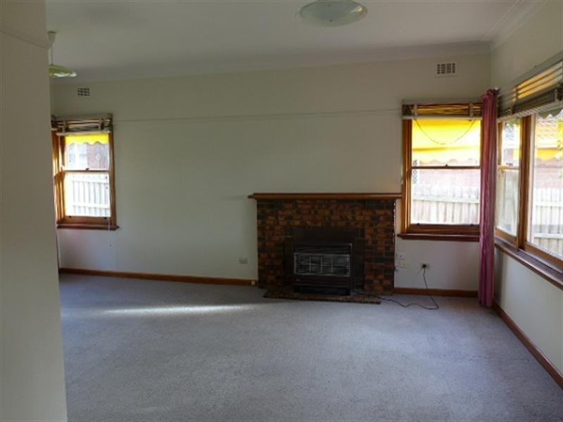 33 Jean Street, Cheltenham VIC 3192