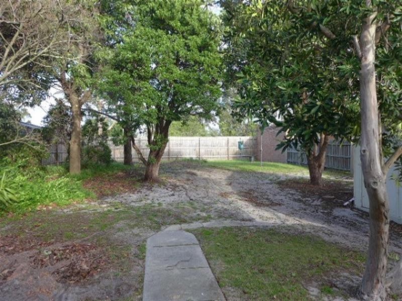 33 Jean Street, Cheltenham VIC 3192