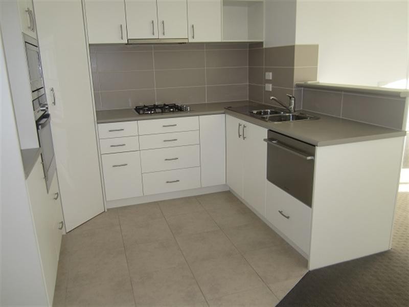 4/279 Charman Road, Cheltenham VIC 3192