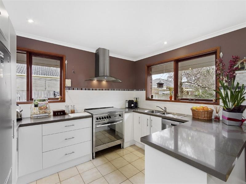 6 John Street, Langwarrin VIC 3910