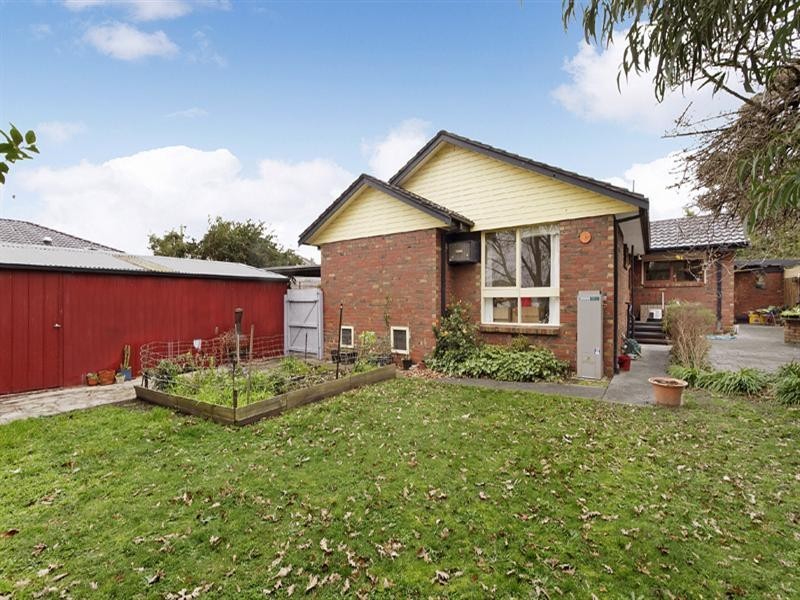 6 John Street, Langwarrin VIC 3910