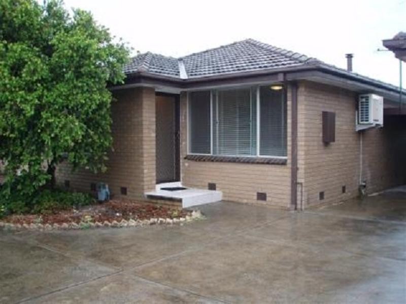 2/258 Warrigal Road, Cheltenham VIC 3192