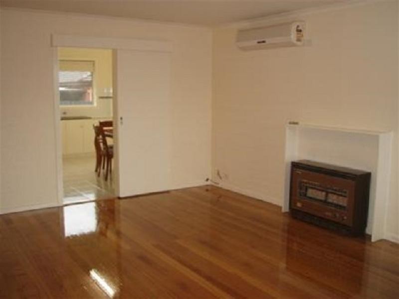 2/258 Warrigal Road, Cheltenham VIC 3192