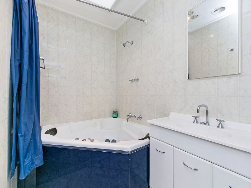 9/310 Warrigal Road, Cheltenham VIC 3192