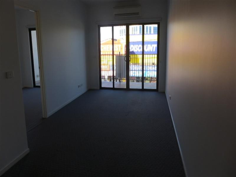 2/279 Charman Road, Cheltenham VIC 3192
