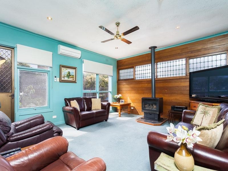 24 Comas Road, Beaumaris VIC 3193