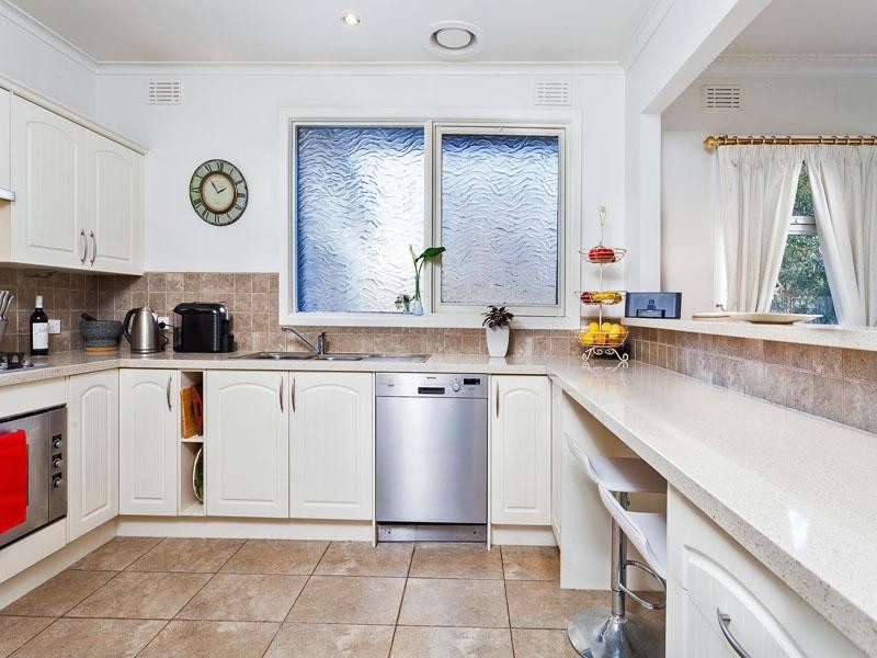 24 Comas Road, Beaumaris VIC 3193