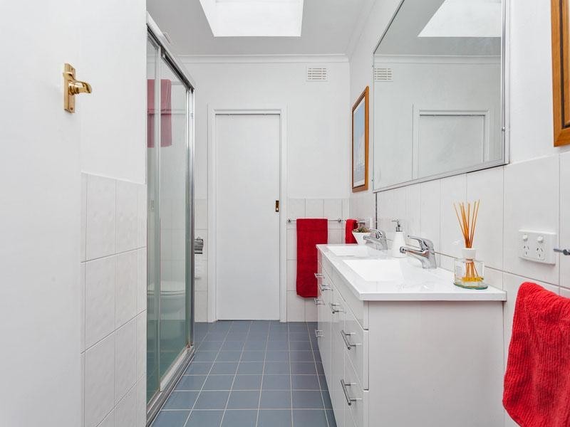 24 Comas Road, Beaumaris VIC 3193