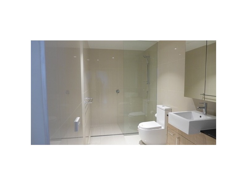 211/323 Charman Road, Cheltenham VIC 3192