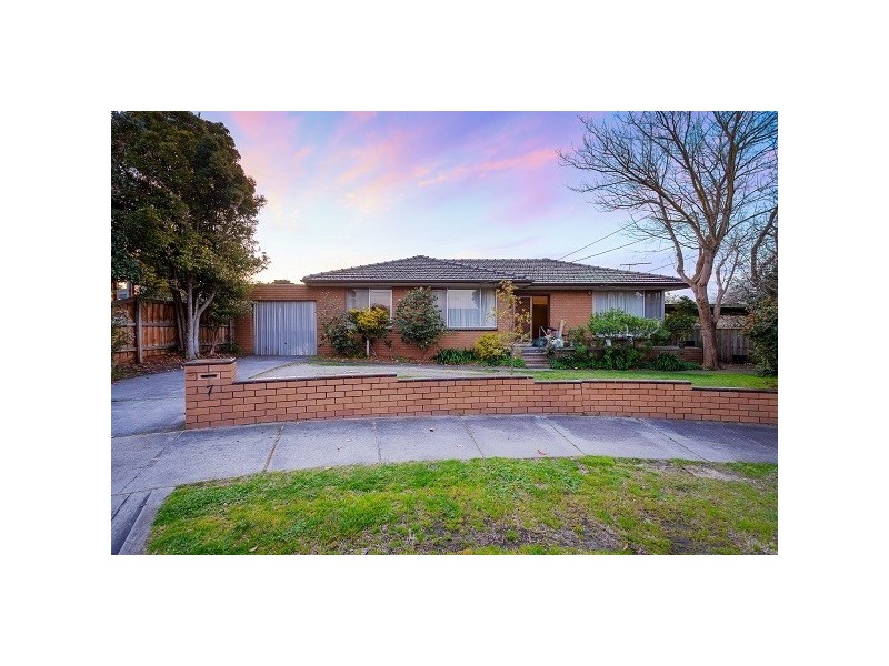 7 Tomar Court, Cheltenham VIC 3192