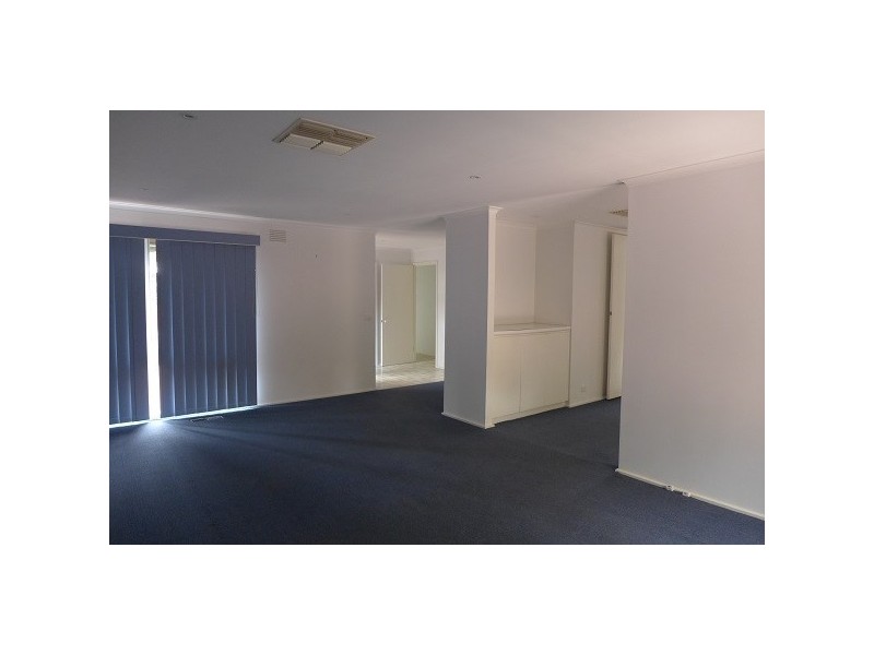 2 Tarnook Court, Dingley Village VIC 3172