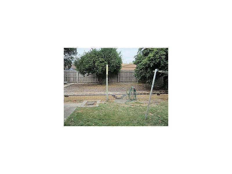 10 Newry Street, Cheltenham VIC 3192