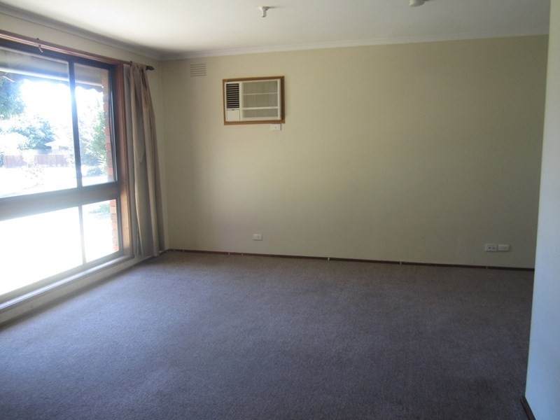 1 Swan Place, Dingley Village VIC 3172