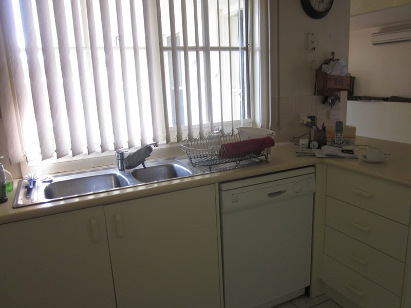 44 Albert Place, Dingley Village VIC 3172