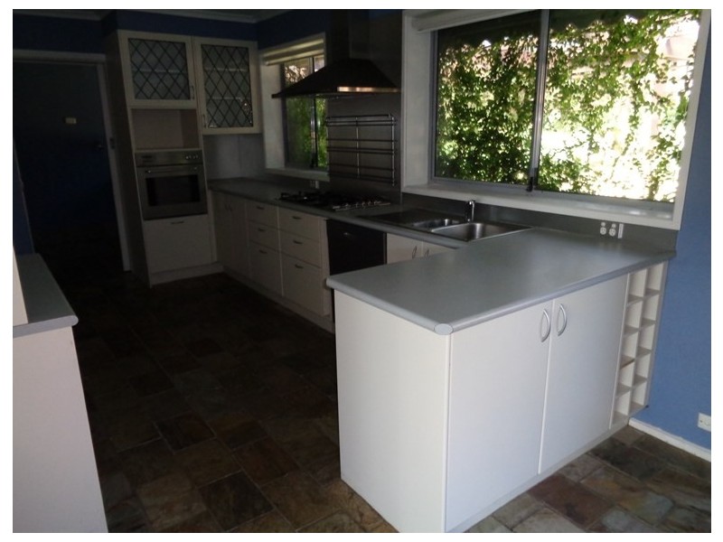 25 Kardinian Avenue, Cheltenham VIC 3192