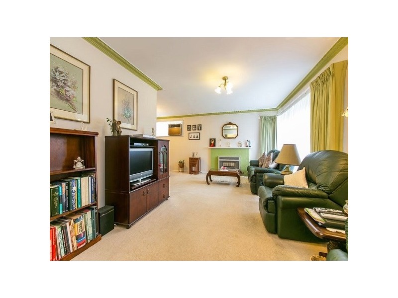 27 Jennifer Street, Cheltenham VIC 3192