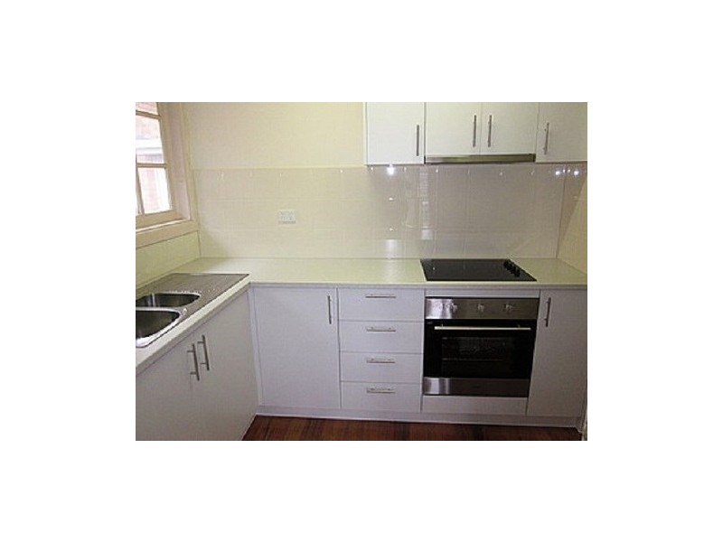 3/12 Flinders Street, Mentone VIC 3194