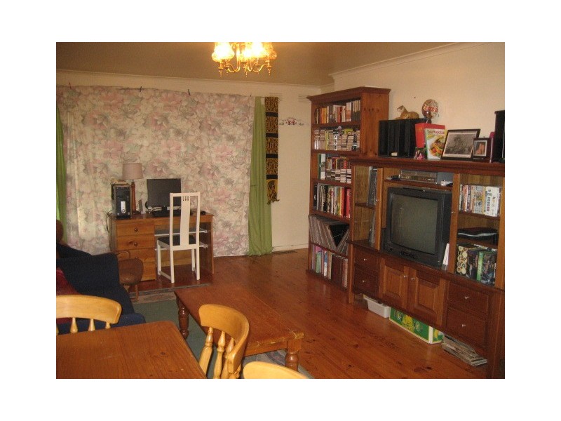 374 Warrigal Road, Cheltenham VIC 3192