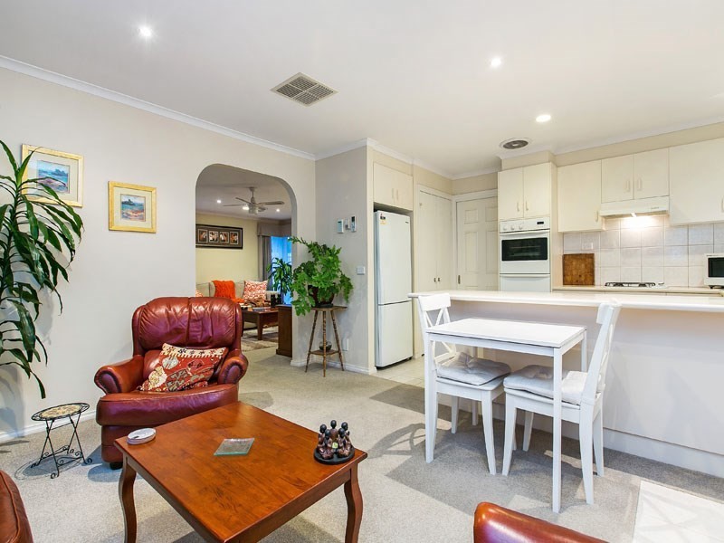 1/2 Wade Court, Cheltenham VIC 3192