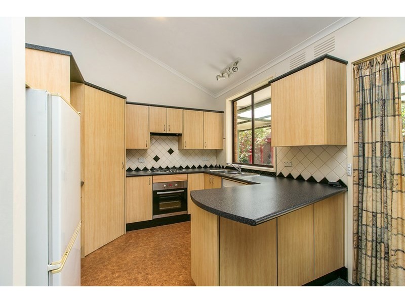 106 Chesterville Road, Cheltenham VIC 3192
