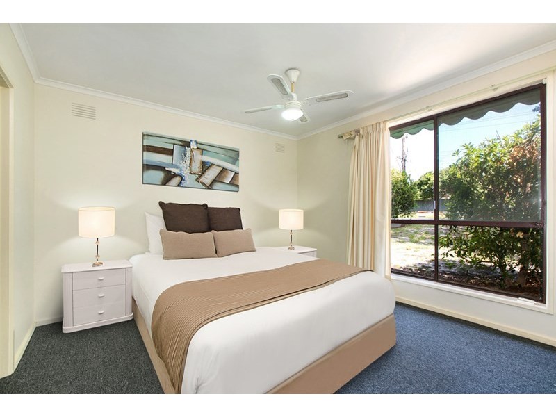 106 Chesterville Road, Cheltenham VIC 3192