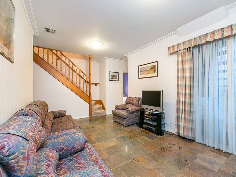 2 Macao Court, Cheltenham VIC 3192