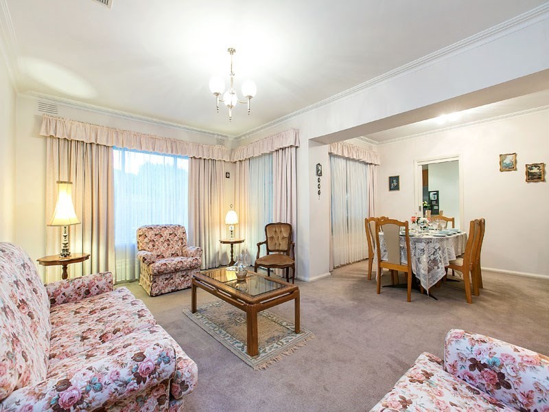 2 Macao Court, Cheltenham VIC 3192