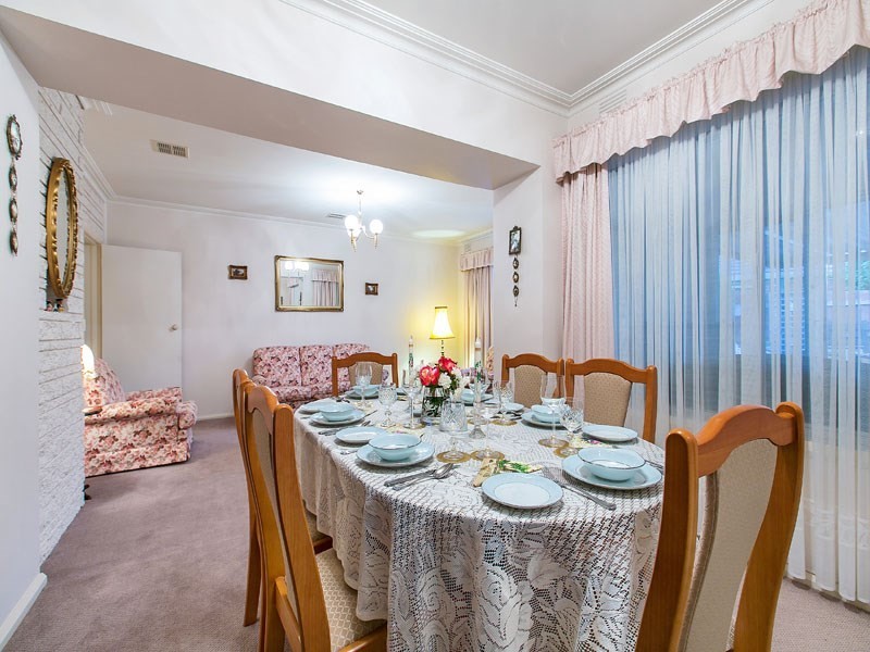 2 Macao Court, Cheltenham VIC 3192
