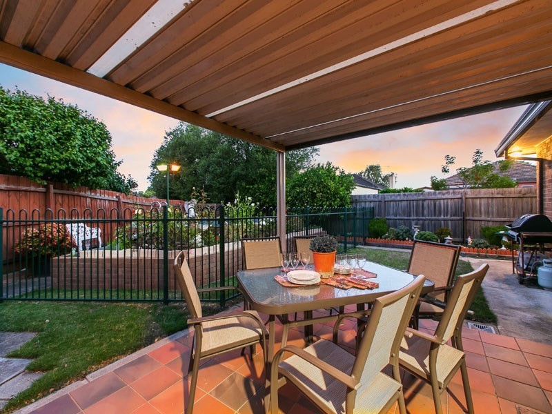 2 Macao Court, Cheltenham VIC 3192