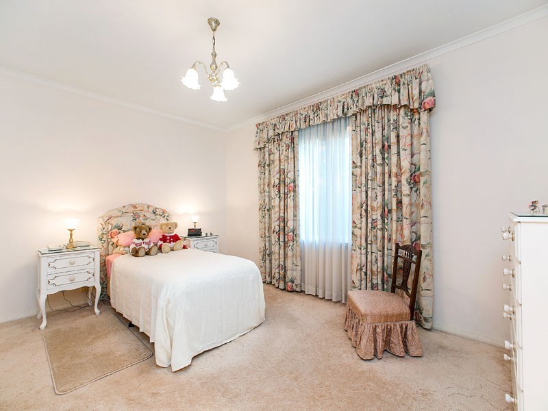 2 Macao Court, Cheltenham VIC 3192