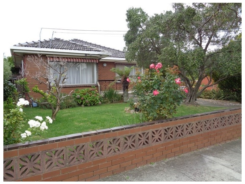 43 Warren Road, Cheltenham VIC 3192