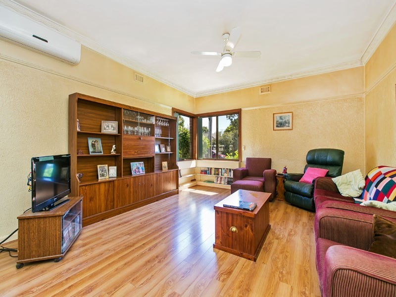 6 Eden Street, Cheltenham VIC 3192