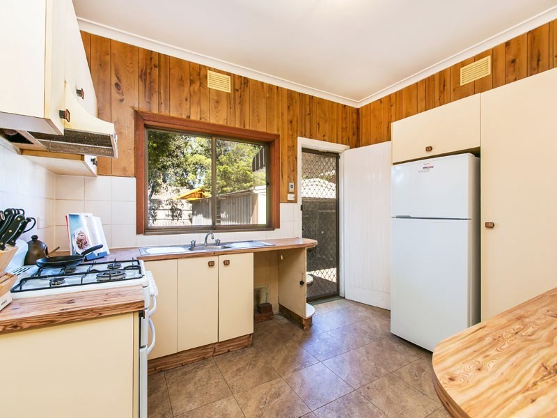 6 Eden Street, Cheltenham VIC 3192