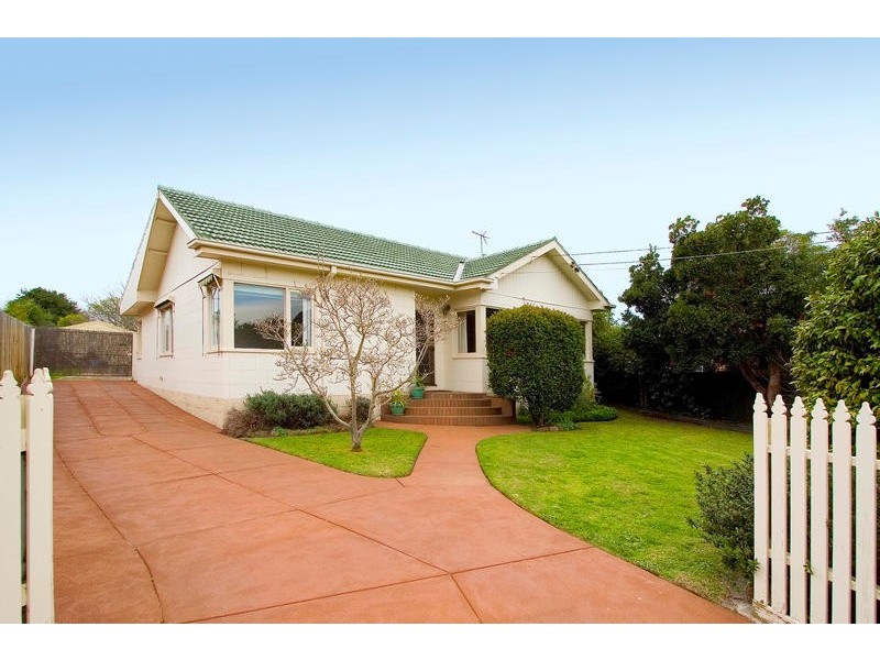 1 Booker Street, Cheltenham VIC 3192