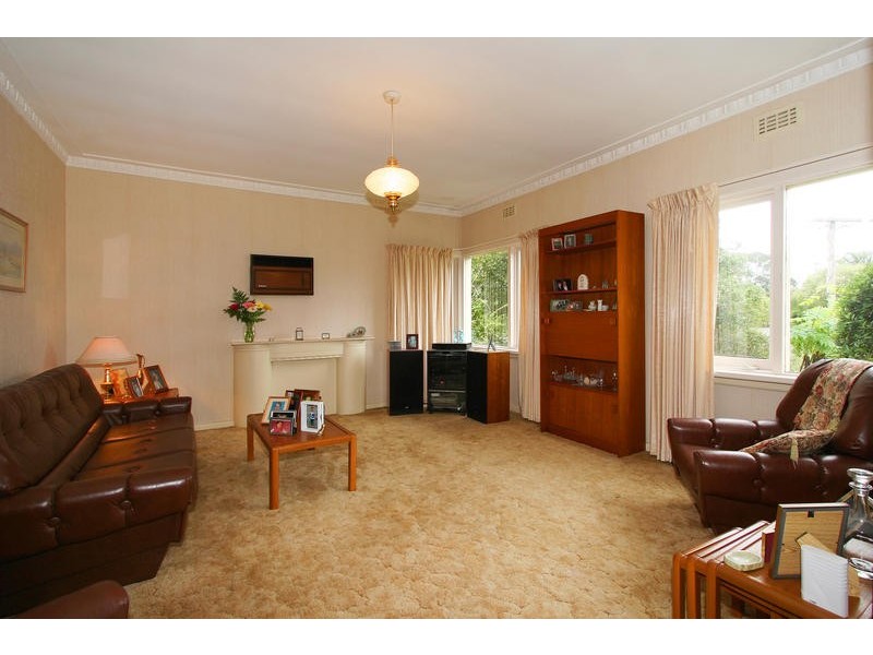 1 Booker Street, Cheltenham VIC 3192