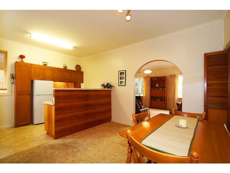 1 Booker Street, Cheltenham VIC 3192