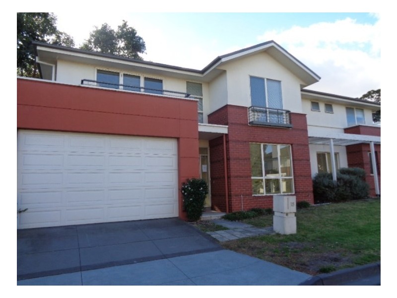 15 Birkdale Avenue, Heatherton VIC 3202