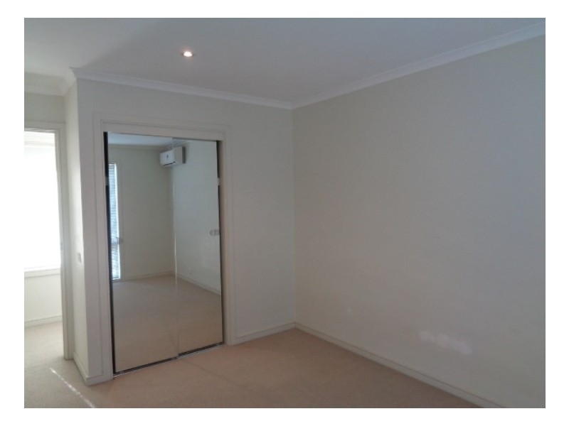 15 Birkdale Avenue, Heatherton VIC 3202