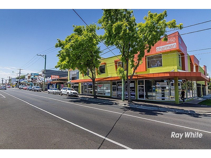 2/279 Charman Road, Cheltenham VIC 3192