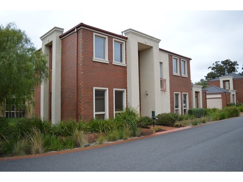 24 Baltusrol Circuit, Heatherton VIC 3202