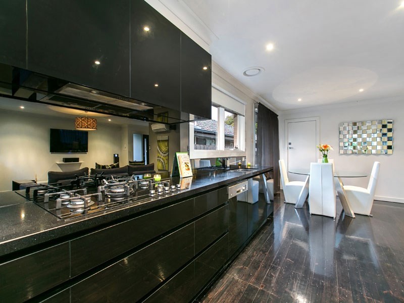 58 Snowdon Drive, Cheltenham VIC 3192