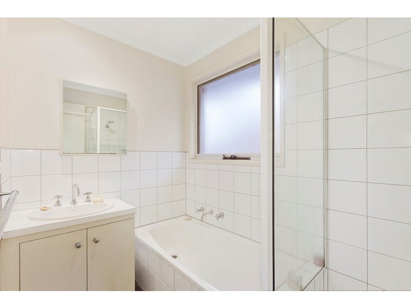 1/8 Baringhup Street, Cheltenham VIC 3192