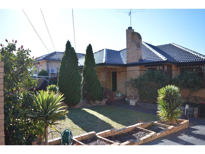 8 Gold Street, Cheltenham VIC 3192
