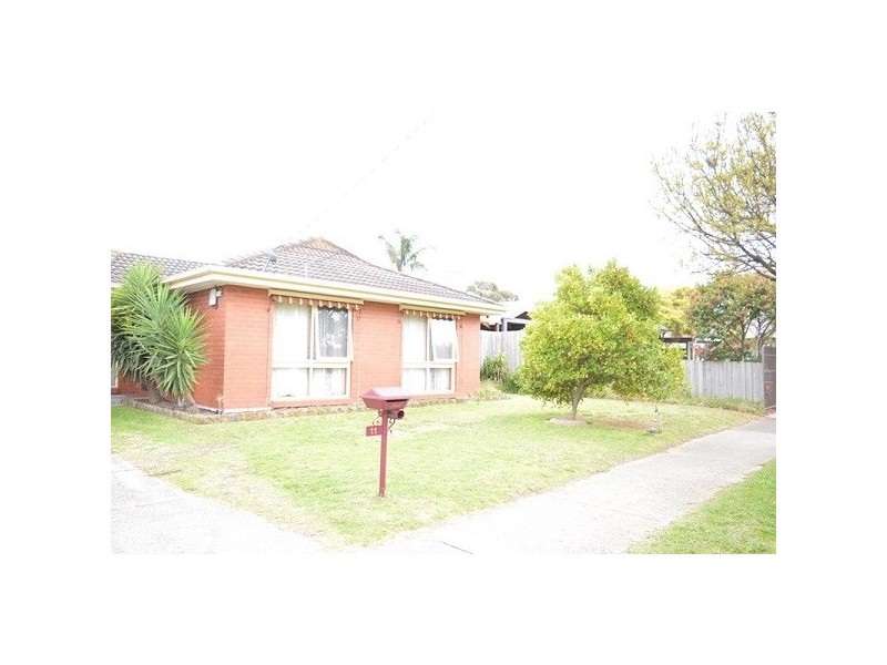 11 Bridgewater Drive, Dingley Village VIC 3172