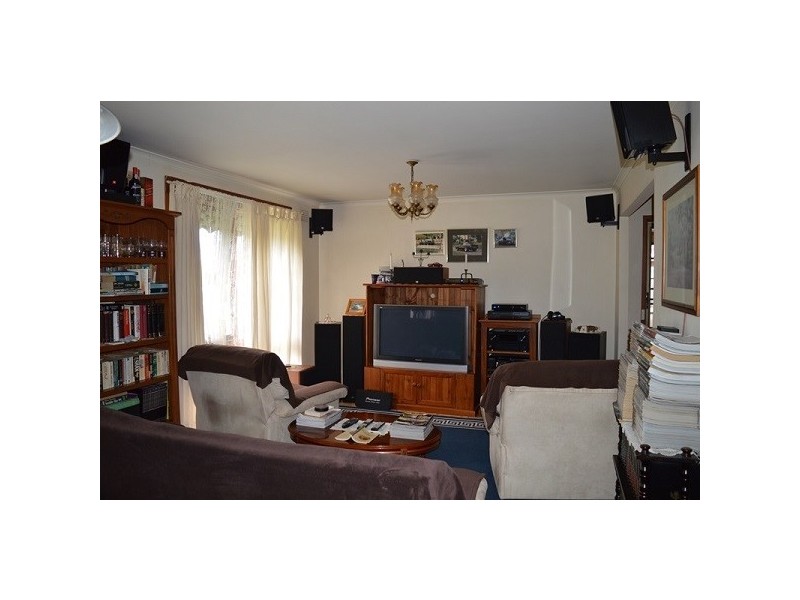 11 Bridgewater Drive, Dingley Village VIC 3172