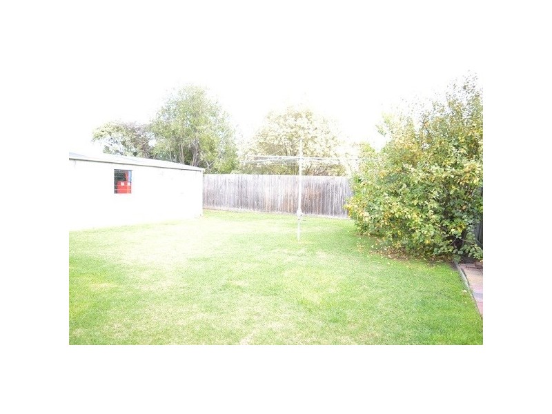 11 Bridgewater Drive, Dingley Village VIC 3172