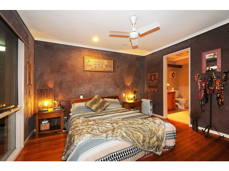 6 Ryan Street, Seaford VIC 3198